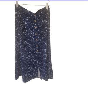 Navy blue polka dot skirt. Size Large.